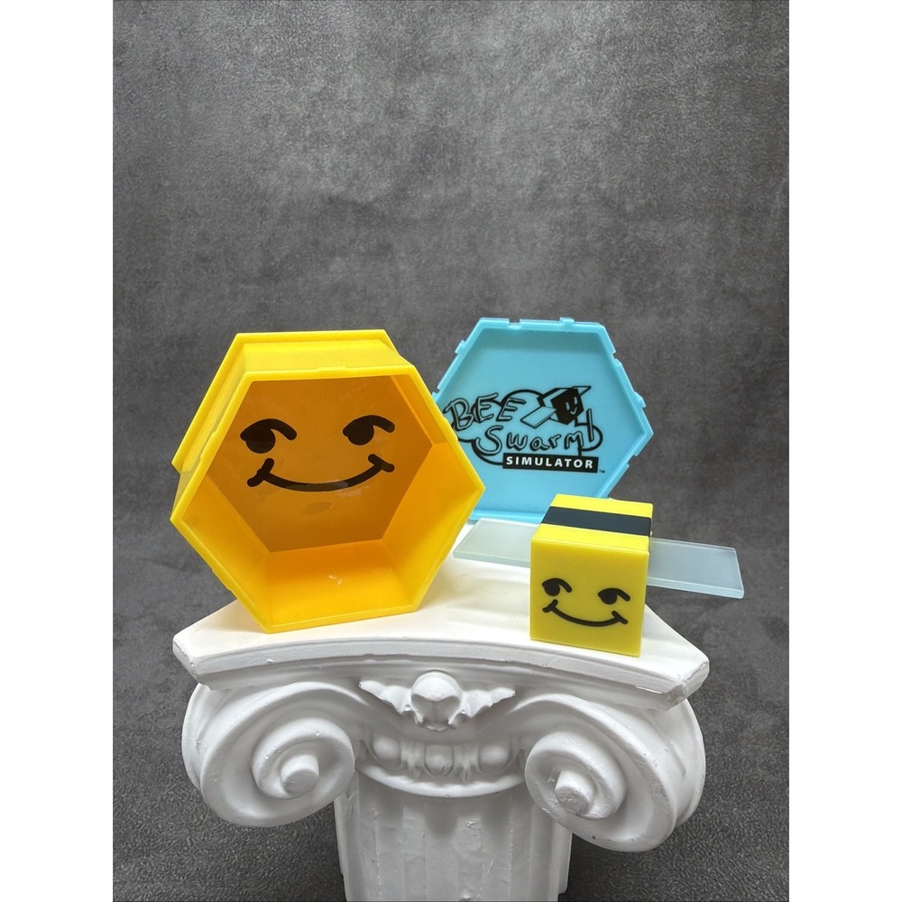 Bee Swarm Simulator Mini Series 1 Honey Bee Figure & Comb